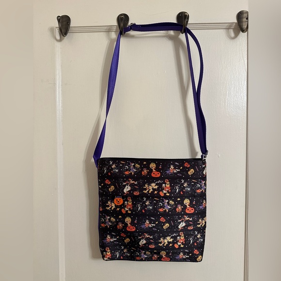 Harveys Handbags - Disney Mickey & Friends Halloween Harveys Seatbelt Crossbody Bag